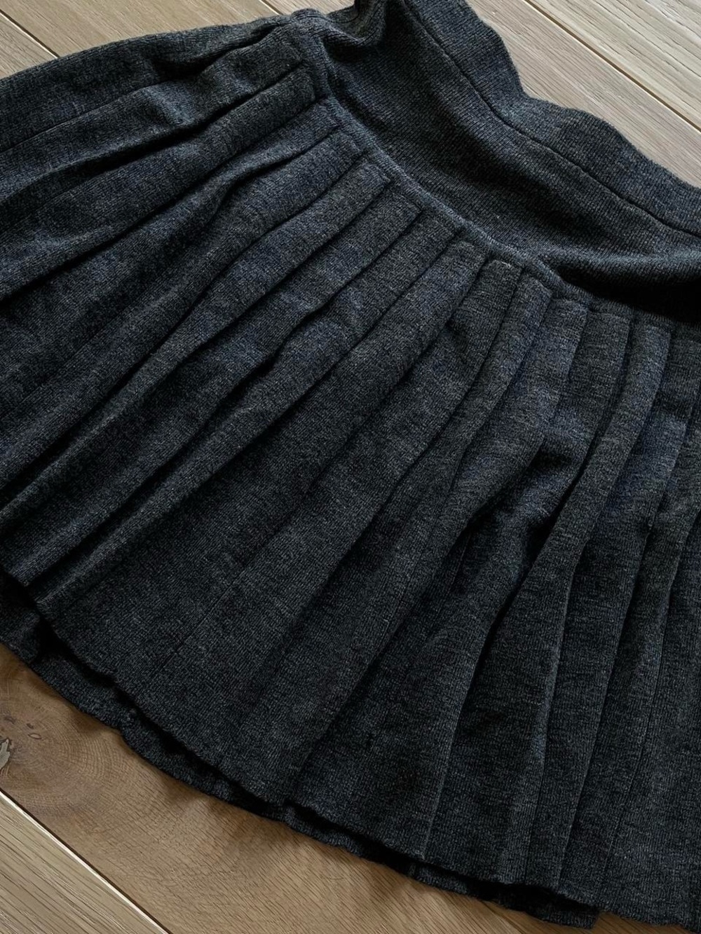 Grey Knit Pleated Skirt